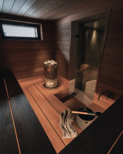 Tummapaahdettu lämpöhaapa sauna